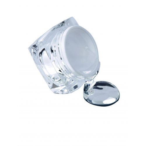 UV i builder gelovi visokog sjaja i dobre fleksibilnosti,savrseno prijanjaju za noktnu plocu